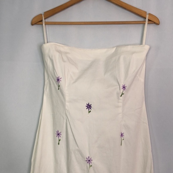 Love Potion Strapless Embroidered Cream Fit Dress Size L - Picture 3 of 12